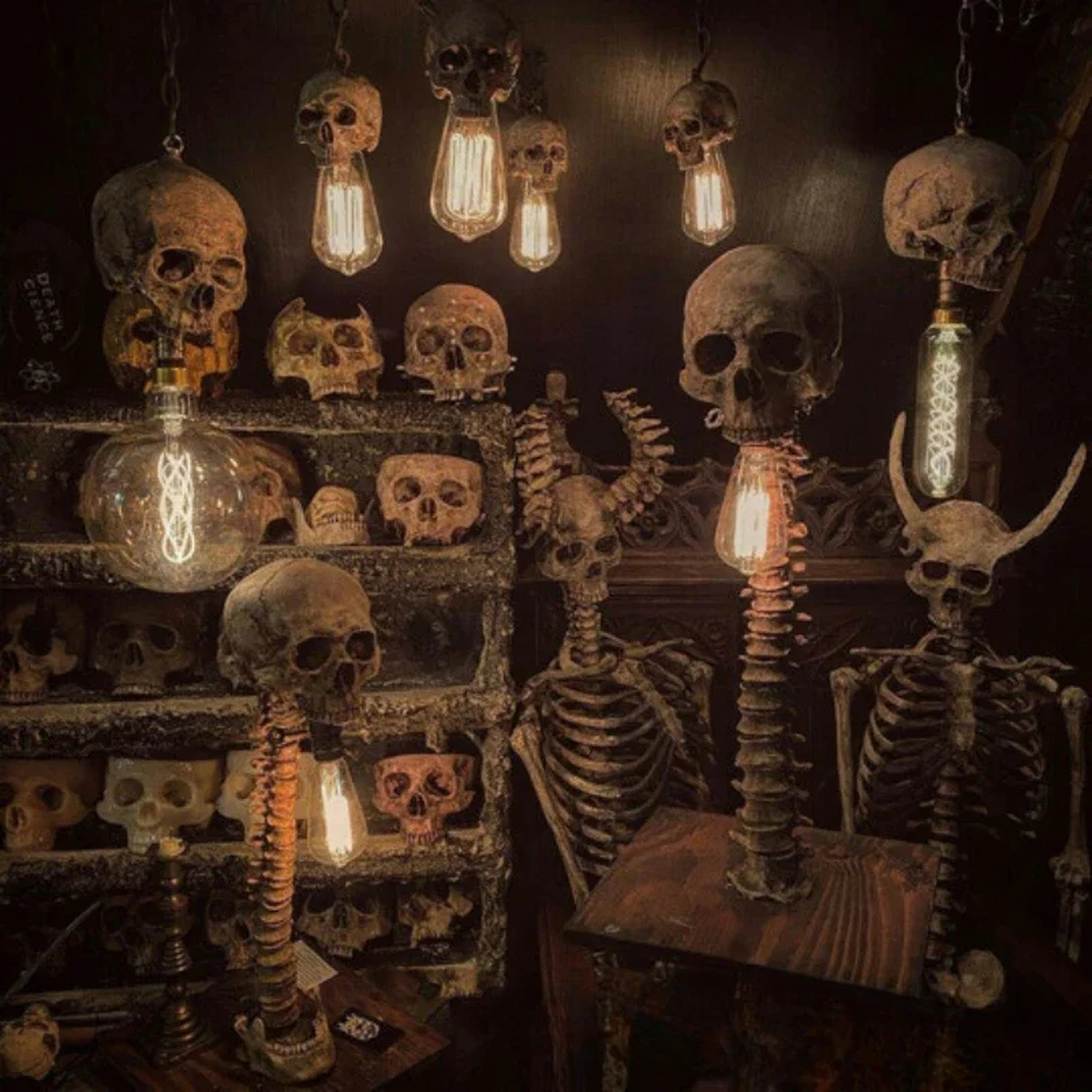 Skull Spine Table Lamp