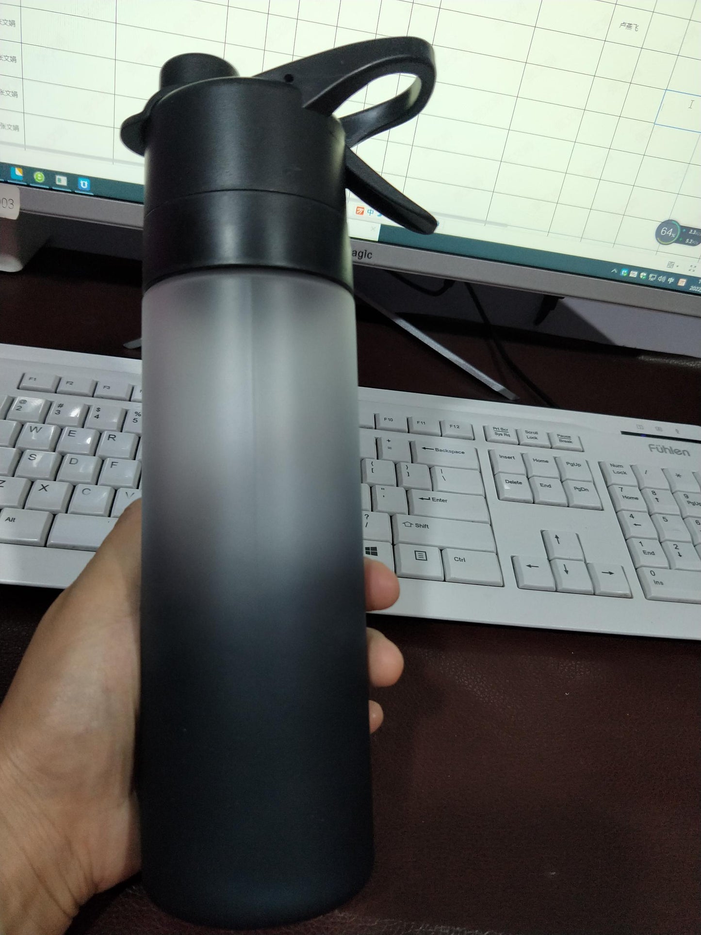 Spray Water Bottle For Girls Outdoor Sport Fitness Water Cup Large Capacity Spray