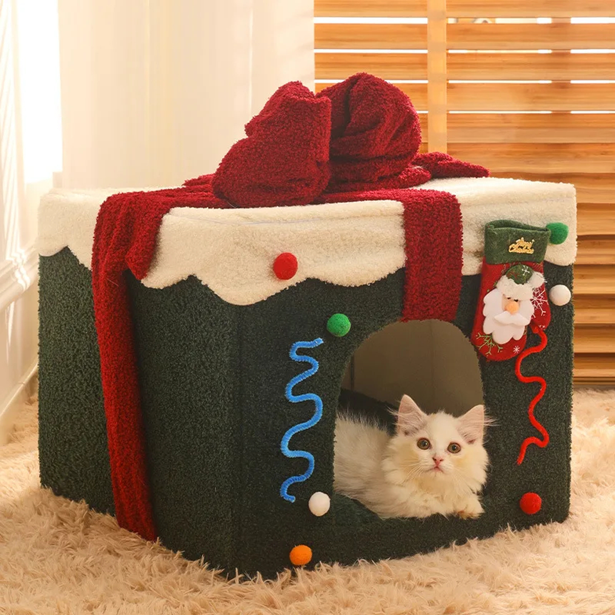 Christmas Cat House Bed