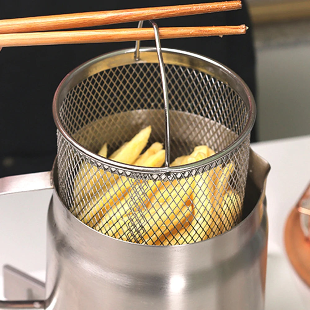 Frying Pot – Non-Stick Deep Fryer for Cooking, Oil Pot with Lid for Home Kitchen, & Frying Food